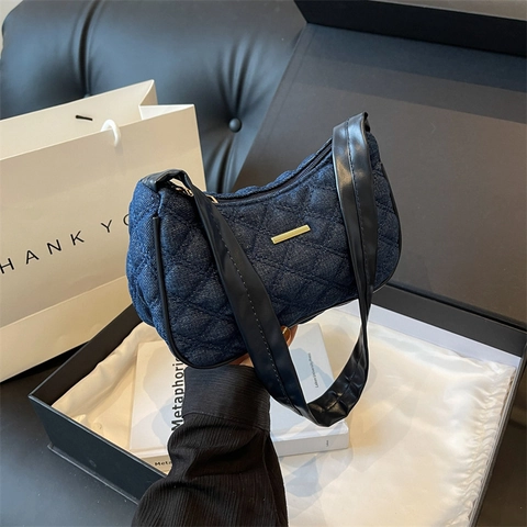 Trendy Denim Quilted Underarm Bag For Women Vintage Hobo Small Square Shoulder Bag With Gold Metal Decor Streetwear Style