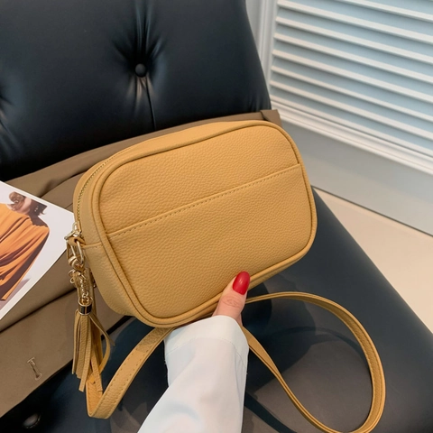 Women Camera Bag PU Lychee Leather Crossbody Shoulder Handbag With Tassel And Wide Jacquard Strap Retro Minimalist