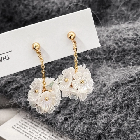 Camellia Flower Dangle Earrings Copper 14K Gold Plated With 925 Sterling Silver Earring Post White Pearlescent Vintage