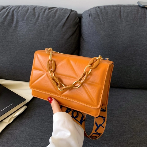 Women Fashion PU Leather Shoulder Bag Geometric Quilted Square Crossbody Bag With Wide Strap Chain Decor Commuter Purse