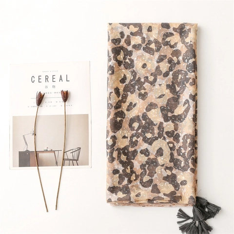 Sciarpa Scialle Con Stampa Leopardata Per Donna Con Stampa Oro E Nappe Voile Leggero Sottile Protezione Solare Moda
