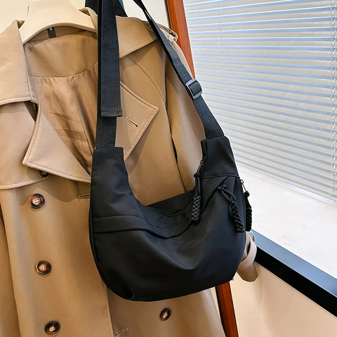 Women Nylon Crescent Hobo Bag Solid Color Large Capacity Crossbody Shoulder Bag With Adjustable Strap Braided Zipper Puller