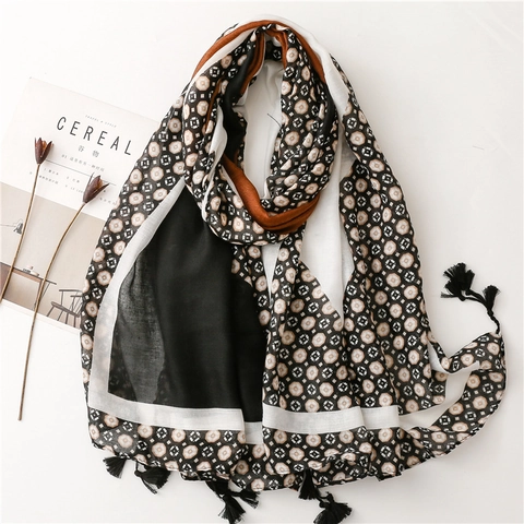 Geometric Print Scarf For Women Polyester Lightweight Soft Shawl Wrap With Tassels Retro Sunscreen Accessory