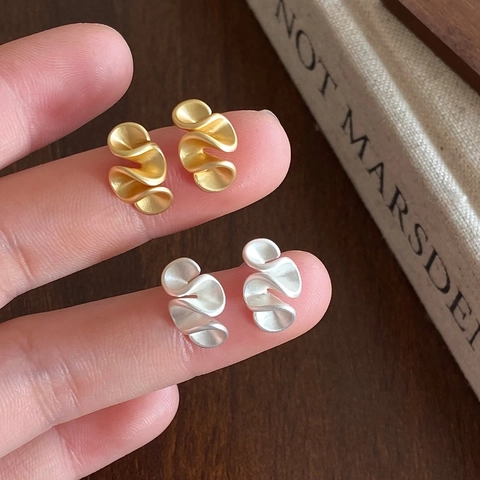 Matte Flower Stud Earrings Copper Irregular Pleated Fold Minimalist Artistic Small Earring Jewelry For Women