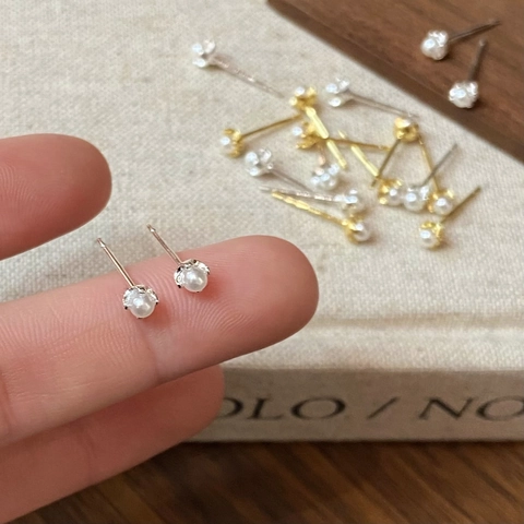 Pendientes De Perlas Artificiales Cobre Bañado En Oro 18K Minimalista Simple Elegante Joyería Pequeña Para Mujer Diario
