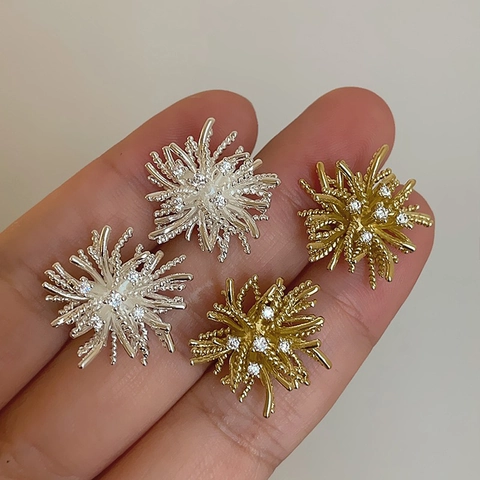 Orecchini A Lobo Stella Rame Zirconia Design Fuochi D'artificio Placcato Oro 18K Gioielli Alla Moda Per Donna