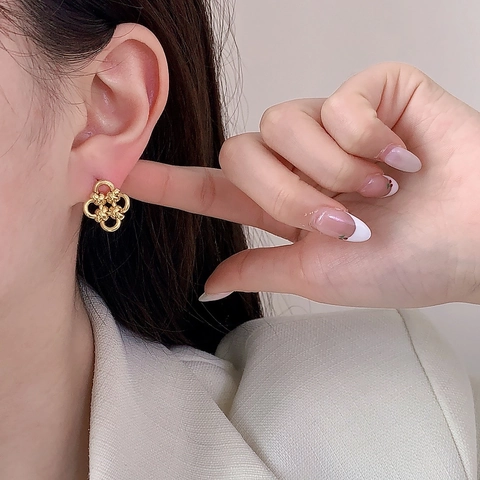 Copper Stud Earrings Hollow Flower Geometric Knot Four Leaf Clover Plated Retro Elegant Simple Style Jewelry For Women