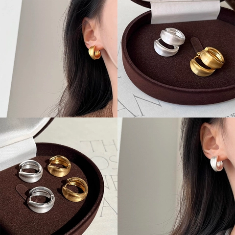 Orecchini A Cerchio Huggie Geometrici Rotondi Spazzolati Retro Francesi Minimalisti Eleganti In Rame Per Donna Opaco