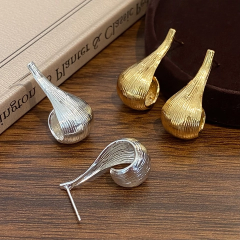 Teardrop Stud Earrings With Copper Earring Post Vertical Ribbed Striated Metal Geometric Minimalist Style For Women