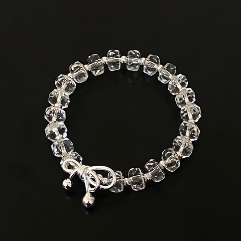 Bracciale Di Perle In Cristallo Bianco Ciondolo A Fiocco Argentato Accessorio Di Moda Minimalista Elegante Da Donna