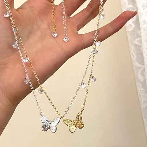 Collana Con Pendente A Farfalla Elegante Rame Placcato Oro 18K Zirconia Gioielli Raffinati Per Donne Accessorio Di Classe