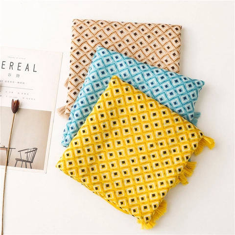 Geometric Pattern Scarf Shawl Lightweight Polyester Cotton Tassel Fringe For Women Beach Travel Retro Elegant Soft