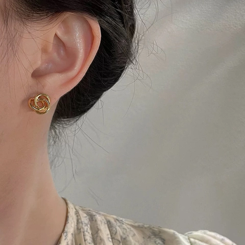 Interlocking Triple Ring Stud Earrings Brass 18K Gold Plated Twisted Knot Minimalist Daily Jewelry For Women