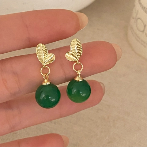 Vintage Leaf Drop Earrings With Green Agate Bead 18K Gold Plated Elegant Copper Jewelry For Women Retro Style