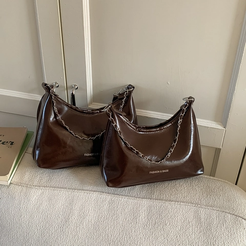 Borsa A Spalla Da Donna In Pelle PU Lucida Borsa Hobo Retro Borsa A Tracolla Con Catena Metallica Minimalista Sofisticata