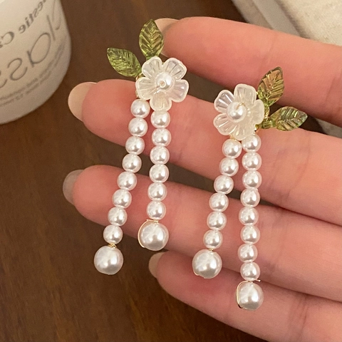 Elegant Flower Artificial Pearl Tassel Dangle Earrings With 925 Sterling Silver Earring Post Sweet Floral Design For Women