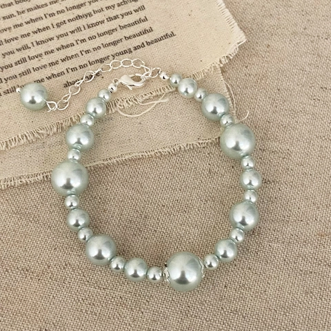 Pulsera De Perlas Artificiales De Imitación Graduadas Elegante Estilo Vintage Cierre De Aleación Ajustable Joyería Para Mujer