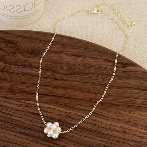 Collana E Orecchini Gioielli Künstliche Perle Imitazione Fiore Placcato Oro 18K Perno In Argento Accessorio Elegante Per Donne