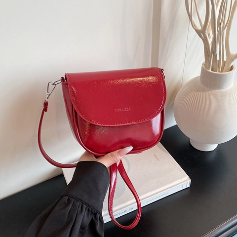 Borsa A Sella In Pelle PU Lucida Per Donna Borsa A Tracolla Mezzaluna Moda Stile Coreano Versatile
