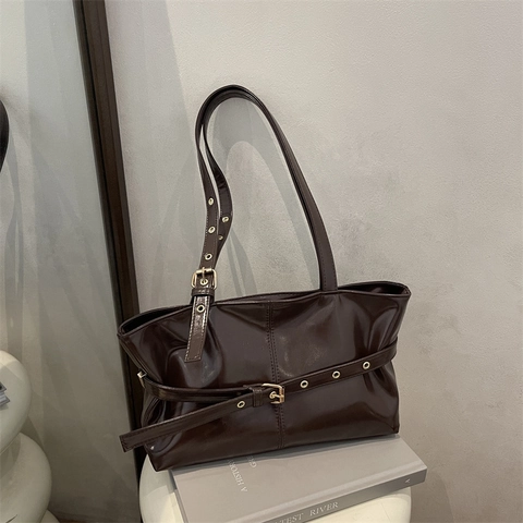 Retro Underarm Bag PU Leather Oil Wax Texture Belt Buckle Golden Hardware Shoulder Tote For Women Vintage Urban Fashion