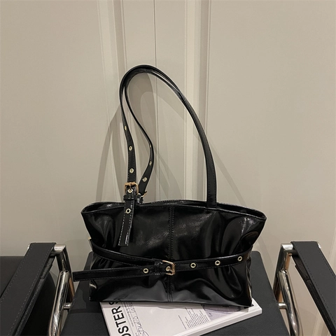 Borsa a Tracolla da Donna in Pelle PU Vintage Retro Grande Capacità Borsa Tote Con Fibbia Cintura Occhielli Lucida da Pendolare