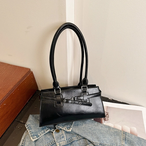 Retro Baguette Bag Women Synthetic Leather Underarm Shoulder Purse Solid Color Fashion Casual With Silver Hardware