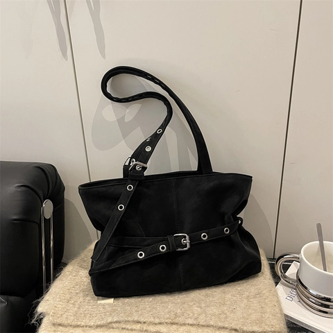 Vintage Damen Schultertasche Motorrad-Stil PU Leder Große Kapazität Unterarm Tote Mit Gürtelschnalle Gefaltete Handtasche