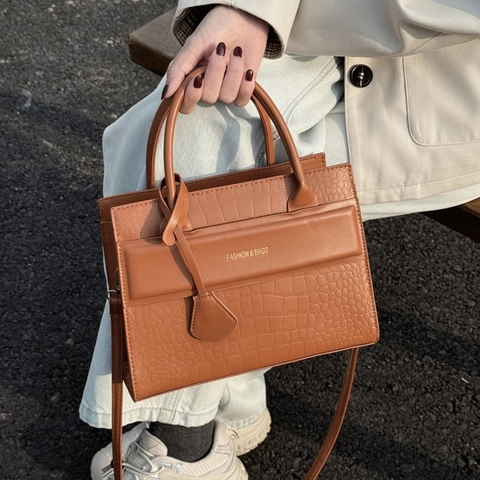 Fashion Vintage Women Crocodile Pattern PU Leather Handbag Structured Retro Top Handle Shoulder Crossbody Bag