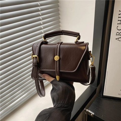 Borsa a Tracolla Vintage da Donna in Pelle PU Piccola Quadrata Con Fibbia a Cerchio Oro Borsa a Spalla da Ufficio Borsa a Mano Con Tracolla Regolabile
