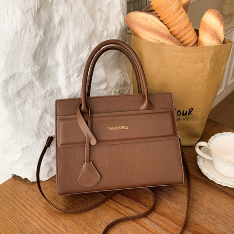 Women Crocodile Pattern PU Leather Handbag Large Capacity Crossbody Bag Fashion Letter Print Shoulder Bag For Women Daily Wear