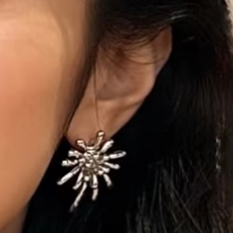 Boucles D'oreilles Design Feu D'artifice Avec Tige En Argent Sterling 925 Cuivre Plaqué Or 18K Style Métal Liquide Pour Femmes