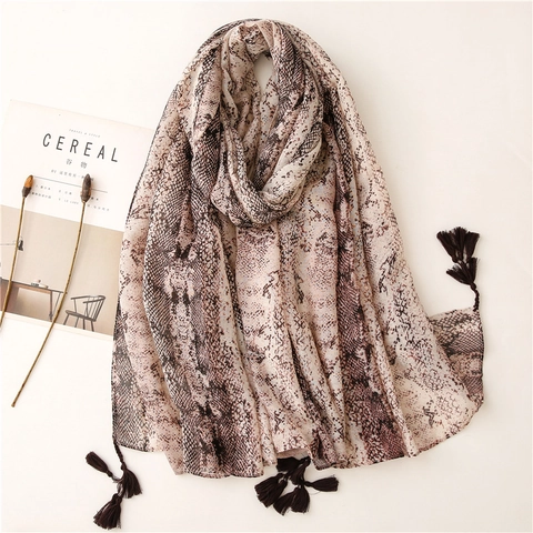 Western Fashion Snakeskin Print Long Scarf For Women Vintage Tassel Shawl Soft Polyester Sun Protection Beach Wrap