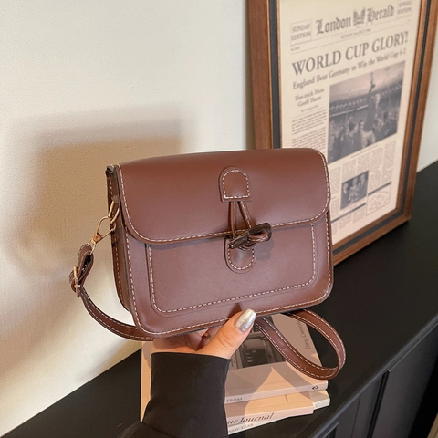 Retro Small Square Crossbody Bag PU Leather Contrast Stitching Ox-horn Toggle Button Vintage Shoulder Handbag Women