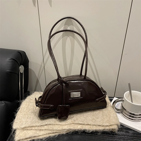 Women Glossy PU Leather Half Moon Shoulder Bag Large Capacity Solid Color Underarm Bag With Metal Plaque For Daily Commute