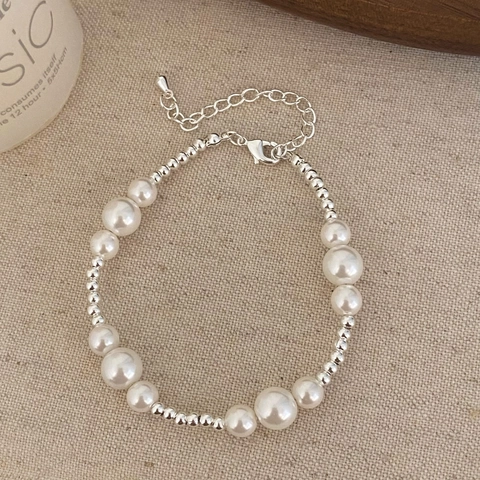 Elegant Silver Color Artificial Pearl Bracelet For Women Fashion Jewelry With Bow Knot Tassel Butterfly Design Adjustable