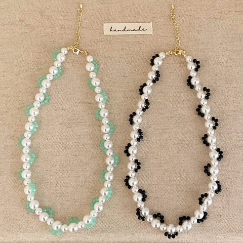 Handmade Wavy Beaded Necklace With Imitation Artificial Pearls And Crystal Beads Elegant Floral Pattern Choker For Women 18K Gold Plated