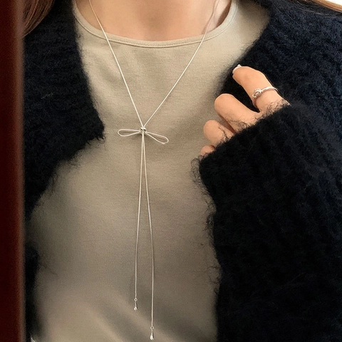 Schleife Lange Halskette Kupfer Versilbert Quaste Wassertropfen Anhänger Elegant Minimalistisch Pulloverkette Damen