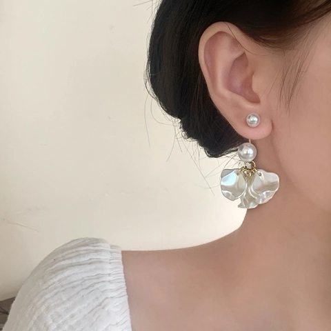 Pendientes De Botón De Flor De Perla Artificial Retro Francés Con Pétalos De Acrílico Y Poste De Cobre Elegante Joyería Mujer
