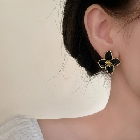 Vintage Floral Petal Flower Stud Earrings Enamel Drip Oil Copper Base Elegant Chic Ear Jewelry Accessory For Women
