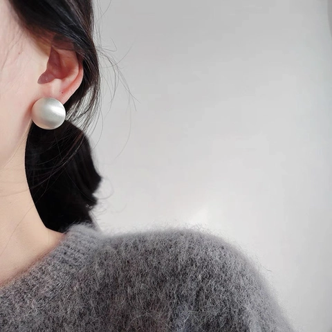Minimalist Round Stud Earrings Circular Brushed Copper Metal Texture Geometric Fashion Accessory Women