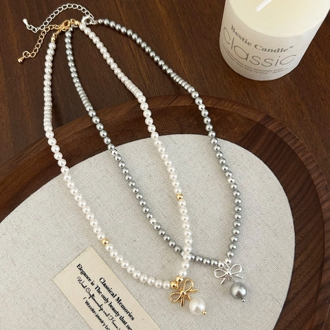 Collar De Perlas Artificiales Aleación Colgante De Lazo Cierre Ajustable Estilo Elegante Francés Joyería De Moda Para Mujer