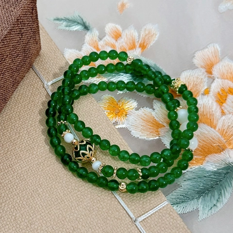 Retro Chinese Style Multi Layer Green Chalcedony Beaded Bracelet With Shell And Gold Plated Hollow Charms For Women