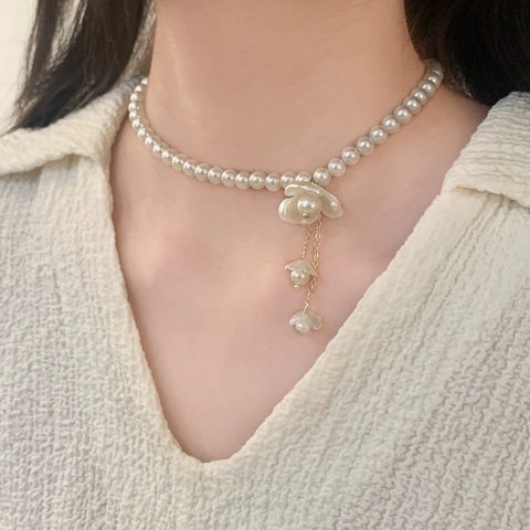 Elegante Collana Di Künstliche Perle Con Ciondolo A Fiore Bianco Stile Francese Nappa Dorata Gioielli Choker In Künstliche Perle Acriche
