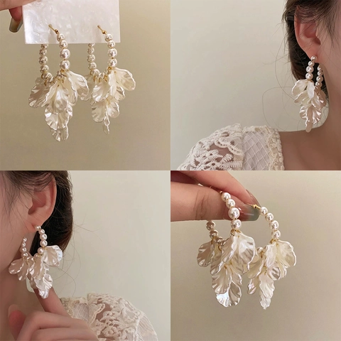 Elegant Flower Petal Hoop Earrings Women Retro White Imitation Artificial Pearls Resin Petals 925 Sterling Silver Earring Post