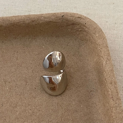 Ear Cuff In Metallo Liquido Minimalista Senza Buco Rame Lucidato Fluido Irregolare Orecchini Da Donna