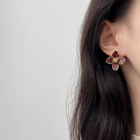 Orecchini A Lobo Floreali Eleganti Rame Smalto Quadrifoglio Placcato Oro 18K Con Perno In Argento Sterling 925 Per Donna