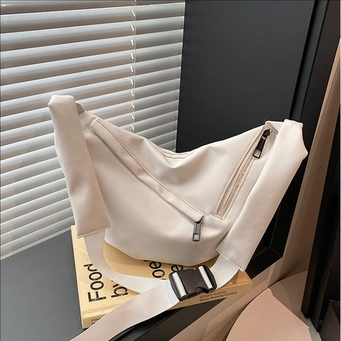 Solid Color Dumpling Shoulder Bag Composite Fabric Large Capacity Half Moon Crossbody Bag For Women Casual Minimalist