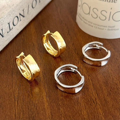 Orecchini Cerchio Onda Irregolare Martellato Spesso Ottone Placcato Oro 18K Gioielli Geometrici Minimalisti Da Donna