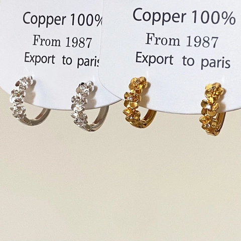 Bloemen Hoop Oorbellen Koper Zirconia Sprankelend Flora Huggie Sieraden Voor Vrouwen Mode Elegant