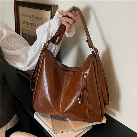 Retro Große Kapazität PU Leder Hobo Tasche Damen Minimalistische Vintage Schultertasche Silberne Hardware Lässiger Tote